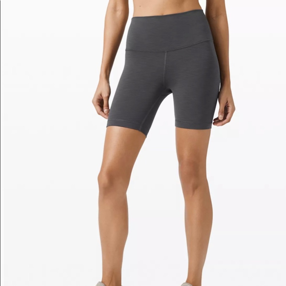 Lululemon Wunder Train High Rise Grey Shorts 6" 6